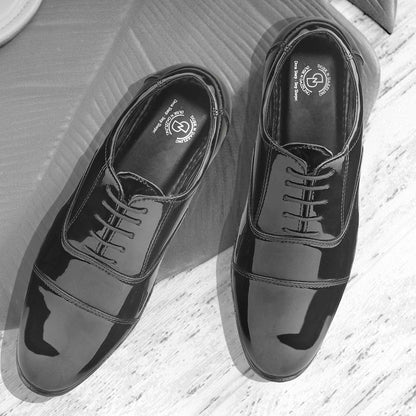 Dusk N Dazzling Black Lace-Up Shoes For Men