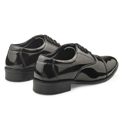 Dusk N Dazzling Black Lace-Up Shoes For Men